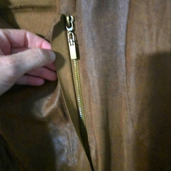 18W Faux Suede Jacket - Picture 3 of 5